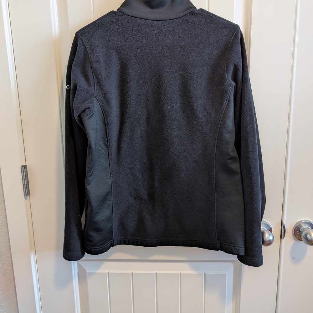 Columbia Women's Black Performance Jacket with Red Trim. - Picture 4 of 4